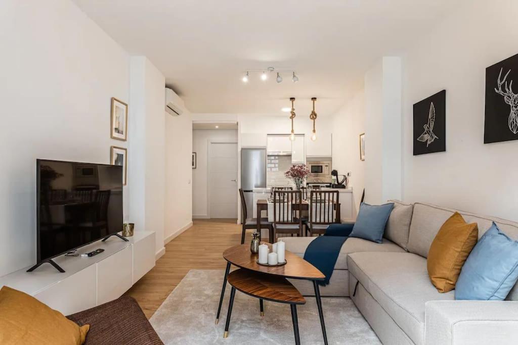 Nice Apartment Near Gran Via Val27 مدريد المظهر الخارجي الصورة